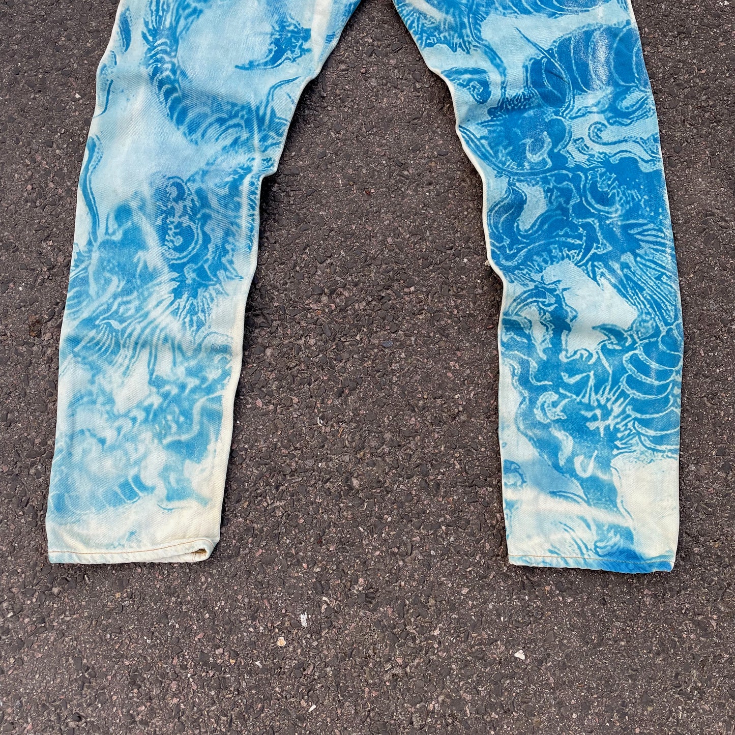 Custom Carhartt Dragon Jeans – Washed Blue Dragon Art | Vintage Workwear 1 of 1