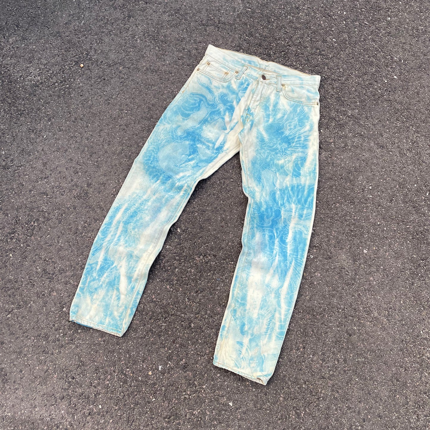 Custom Carhartt Dragon Jeans – Washed Blue Dragon Art | Vintage Workwear 1 of 1