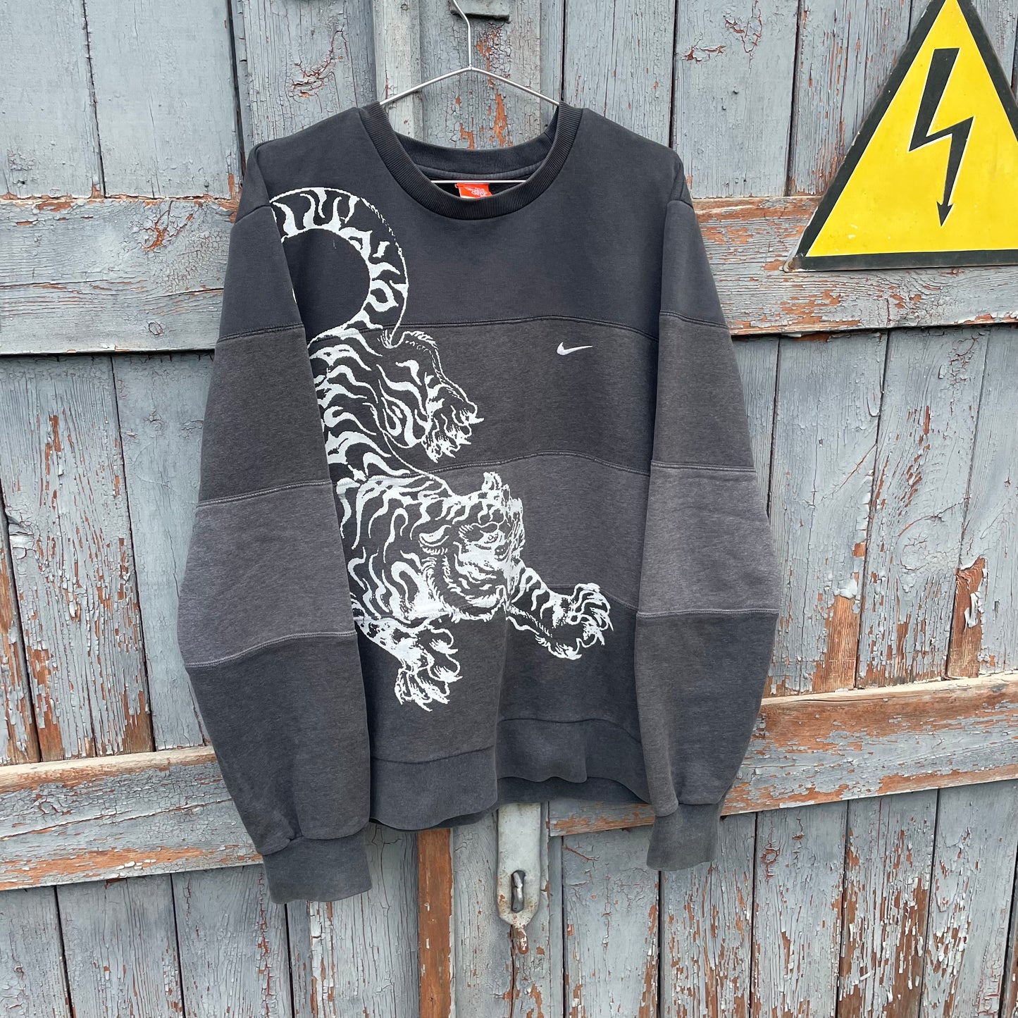 Custom Nike Tiger Print Patchwork Sweatshirt – Black & Grey | 1 of 1 Reworked Vintage
