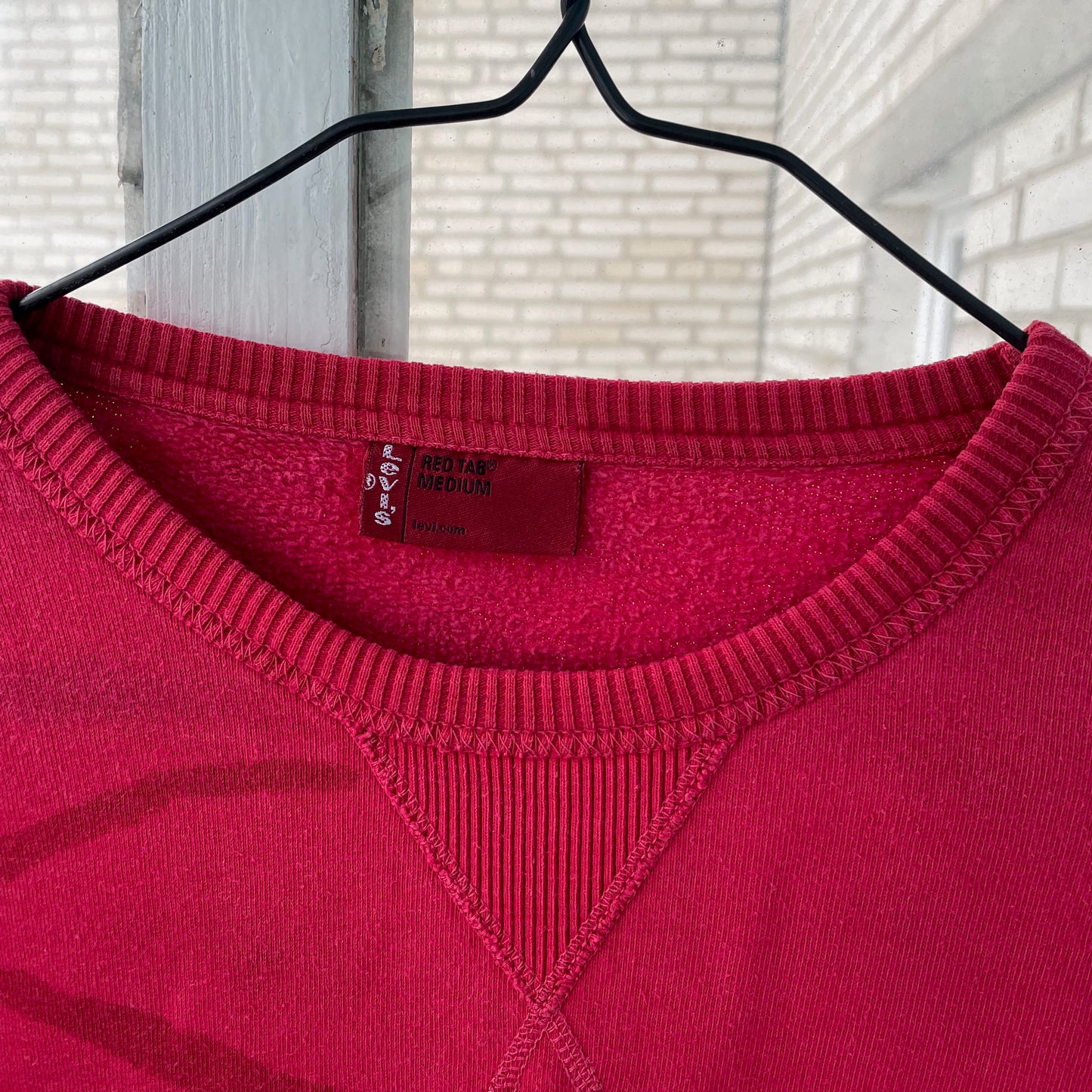 Levi’s Faded Spider Sweatshirt – Vintage Red Levi’s Crewneck with Subtle Spider Fade | 1 of 1