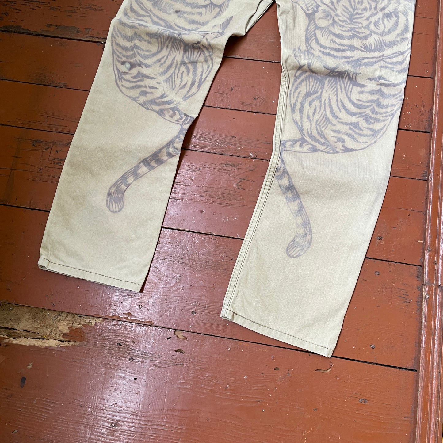 Custom Levi’s Tiger Print Jeans – Beige/Khaki with Bold Artwork | 1 of 1 Reworked