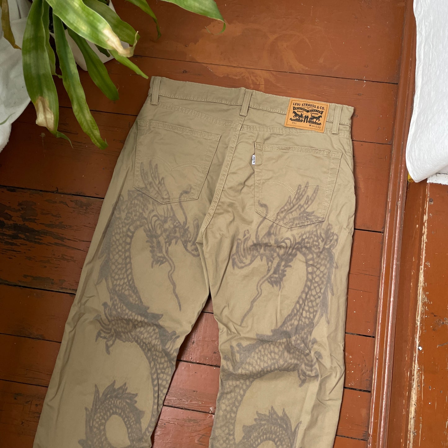 Custom Levi’s Dragon Print Jeans – Beige/Khaki with Bold Artwork | 1 of 1 Reworked Denim