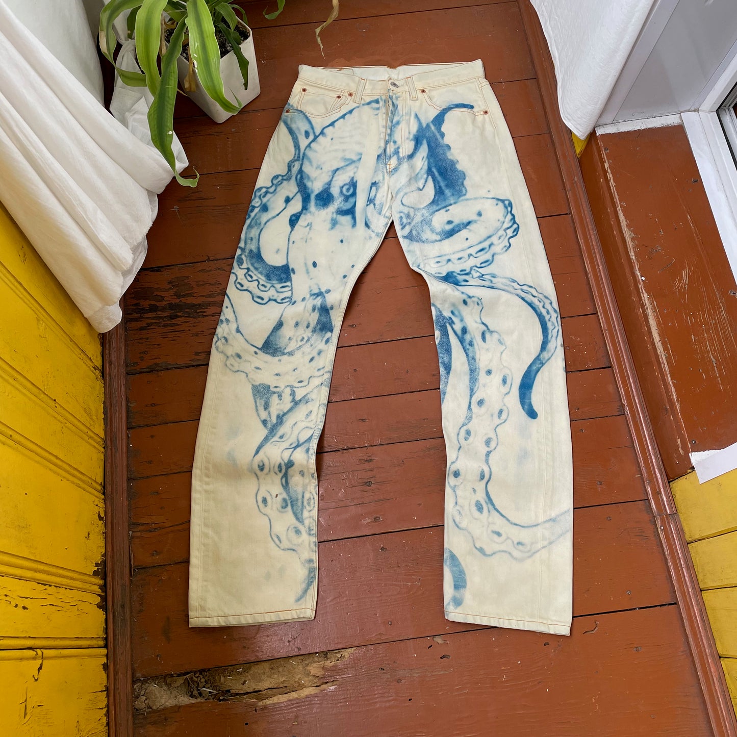 Custom Levi’s Octopus Jeans – Hand-Faded Blue Octopus Art | Vintage Denim 1 of 1