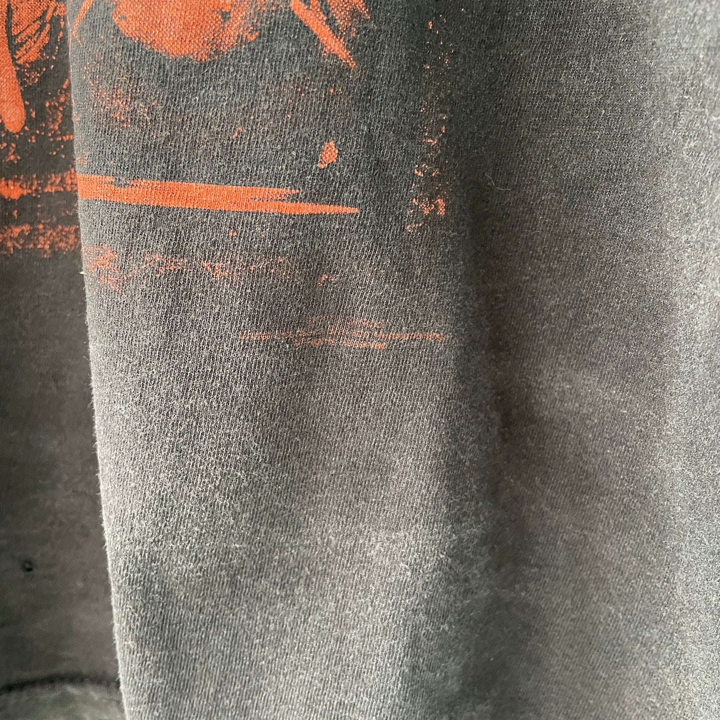 Vintage Slipknot T-Shirt โ Classic Red Horror Graphic | 00s Metal Band Tee Fruit of the Loom M