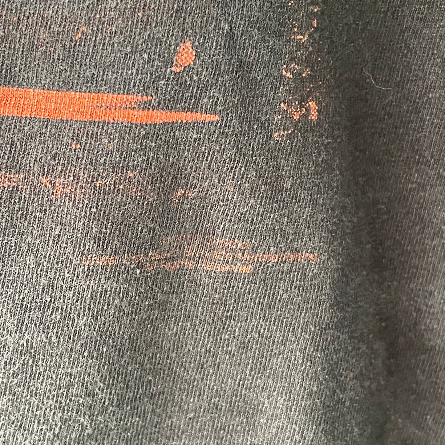 Vintage Slipknot T-Shirt โ Classic Red Horror Graphic | 00s Metal Band Tee Fruit of the Loom M