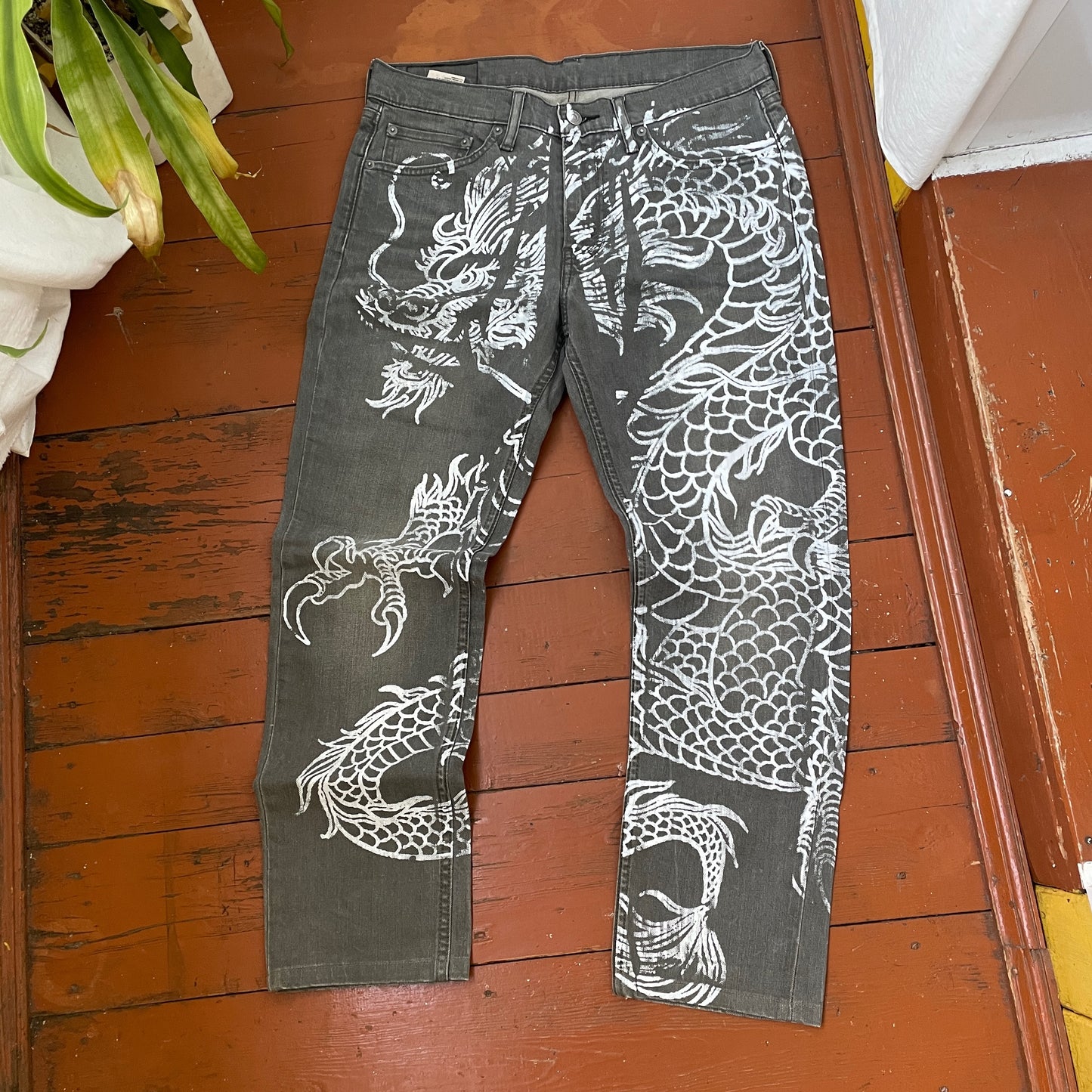 Custom Levi’s Dragon Pants – Handprinted White Dragon on Washed Grey Jeans | Vintage 1 of 1