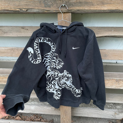 Custom Nike Tiger Graphic Sweatshirt – Black with White Print | Reworked