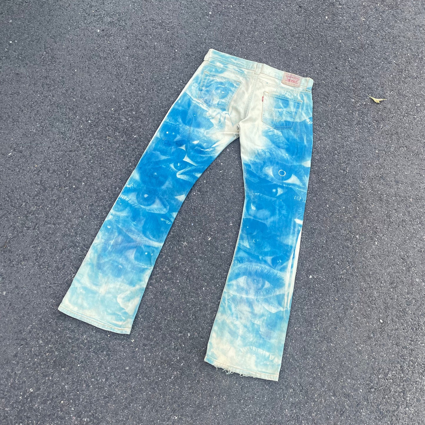 Custom Levi’s Eye Print Jeans – Blue with Artistic Graphics | 1 of 1 Reworked Denim