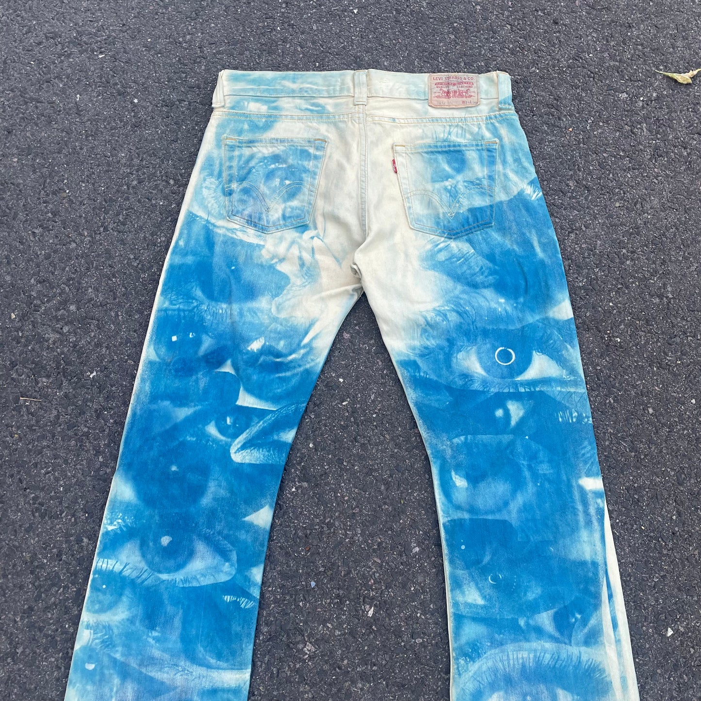 Custom Levi’s Eye Print Jeans – Blue with Artistic Graphics | 1 of 1 Reworked Denim