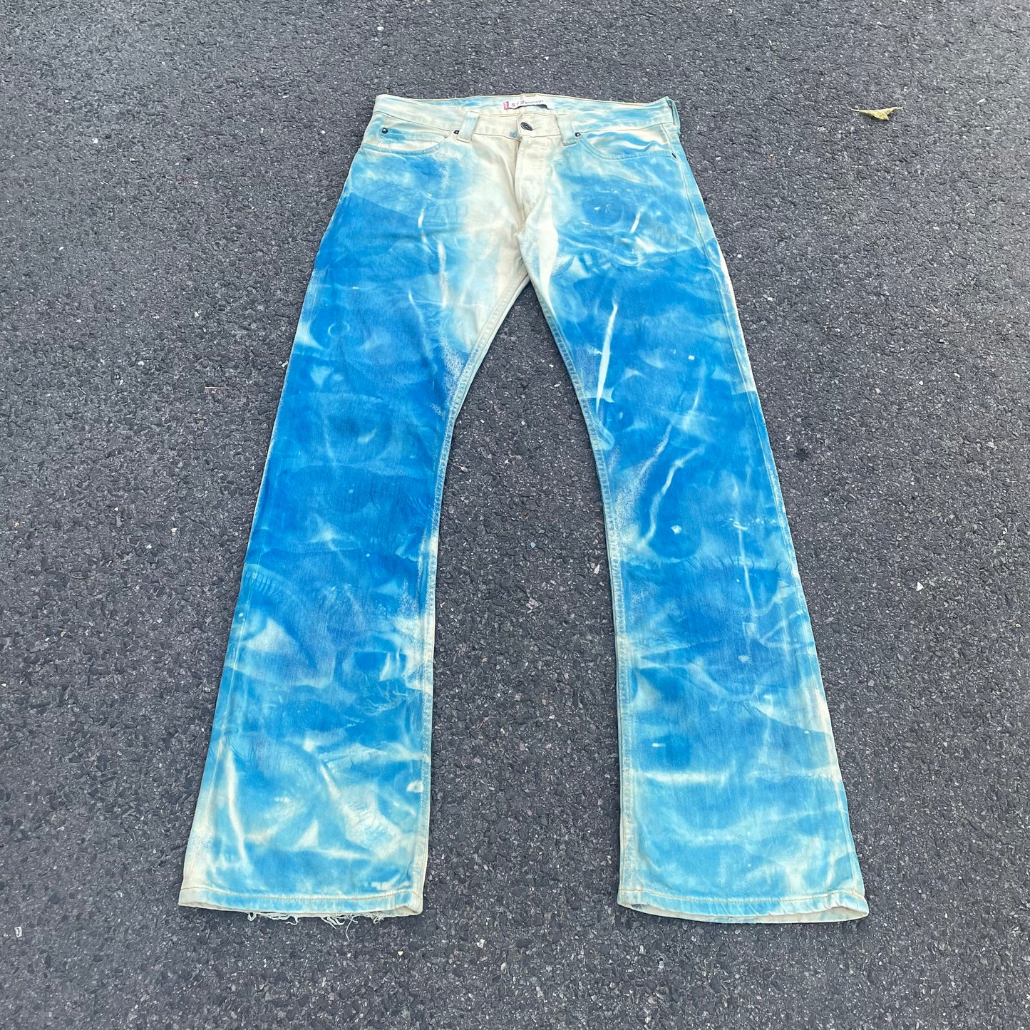 Custom Levi’s Eye Print Jeans – Blue with Artistic Graphics | 1 of 1 Reworked Denim