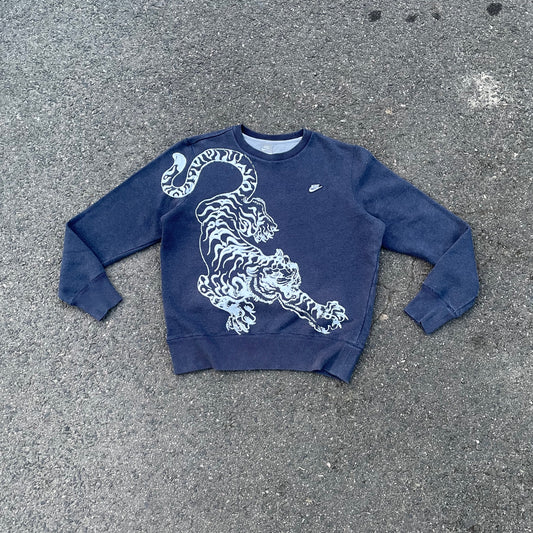 Custom Nike Tiger Print Sweatshirt – Dark Blue with White Artwork | 1 of 1 Reworked Vintage (M)