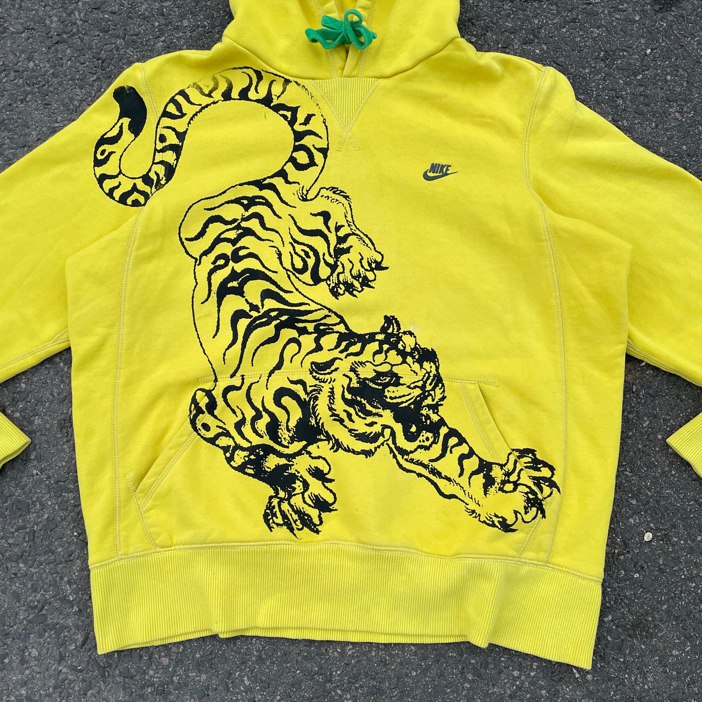 Nike Tiger Print Hoodie – Vibrant Yellow with Black Artwork | 1 of 1 Reworked