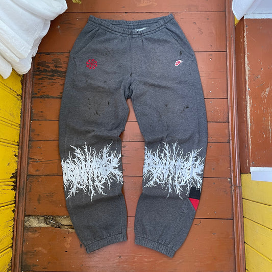 Custom Nike Grunge Sweatpants – Vintage S Grey with White Print | 00s Streetwear Joggers