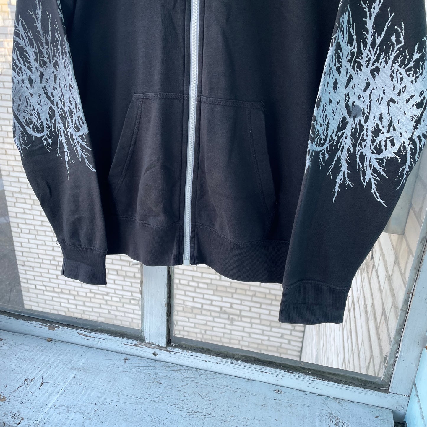 Custom Nike Zip Hoodie – Black with White Sleeve Print | Vintage Grunge 1 of 1
