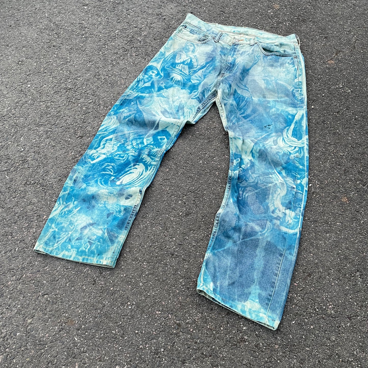 Custom Levi’s Cloudwash Jeans – Blue Tie-Dye Pattern | 1 of 1 Vintage Denim Art