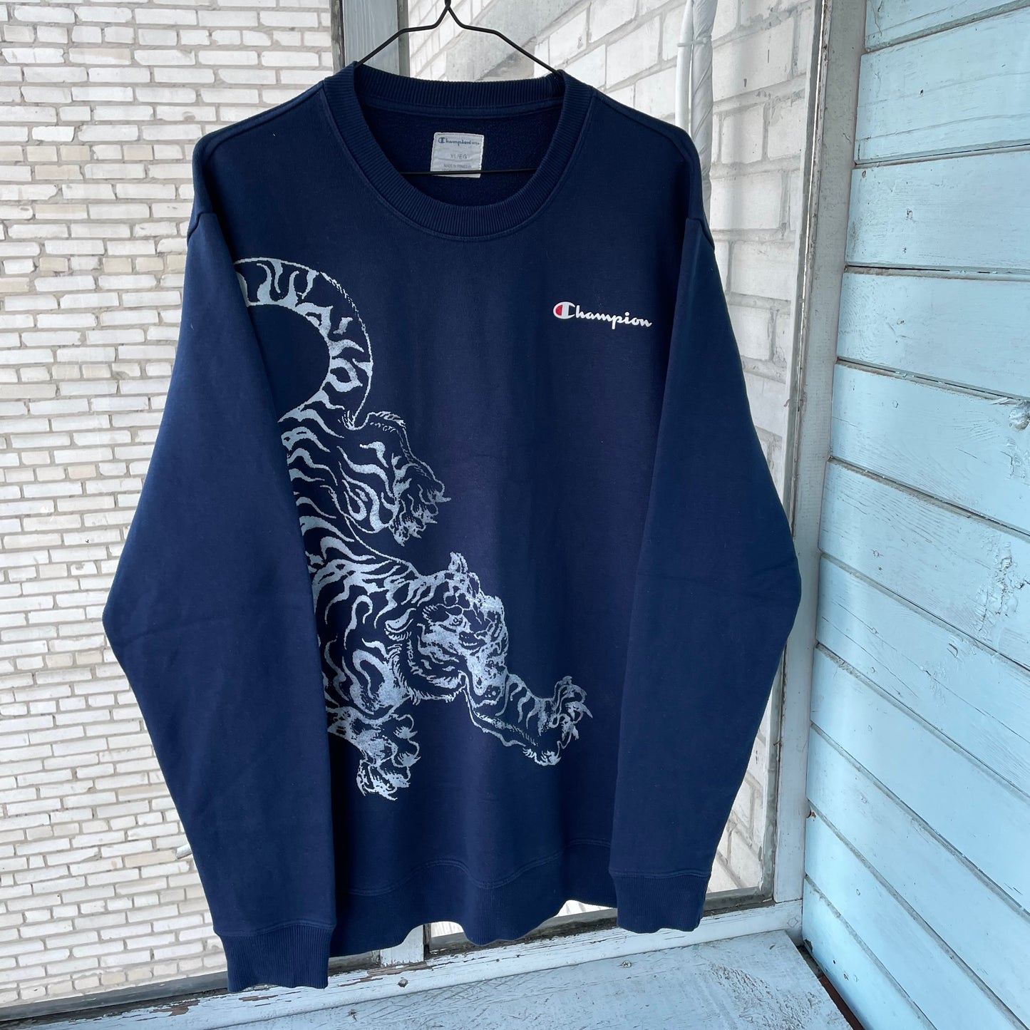 Custom Champion Tiger Sweatshirt – Navy Blue with White Tiger Art | Vintage 1 of 1