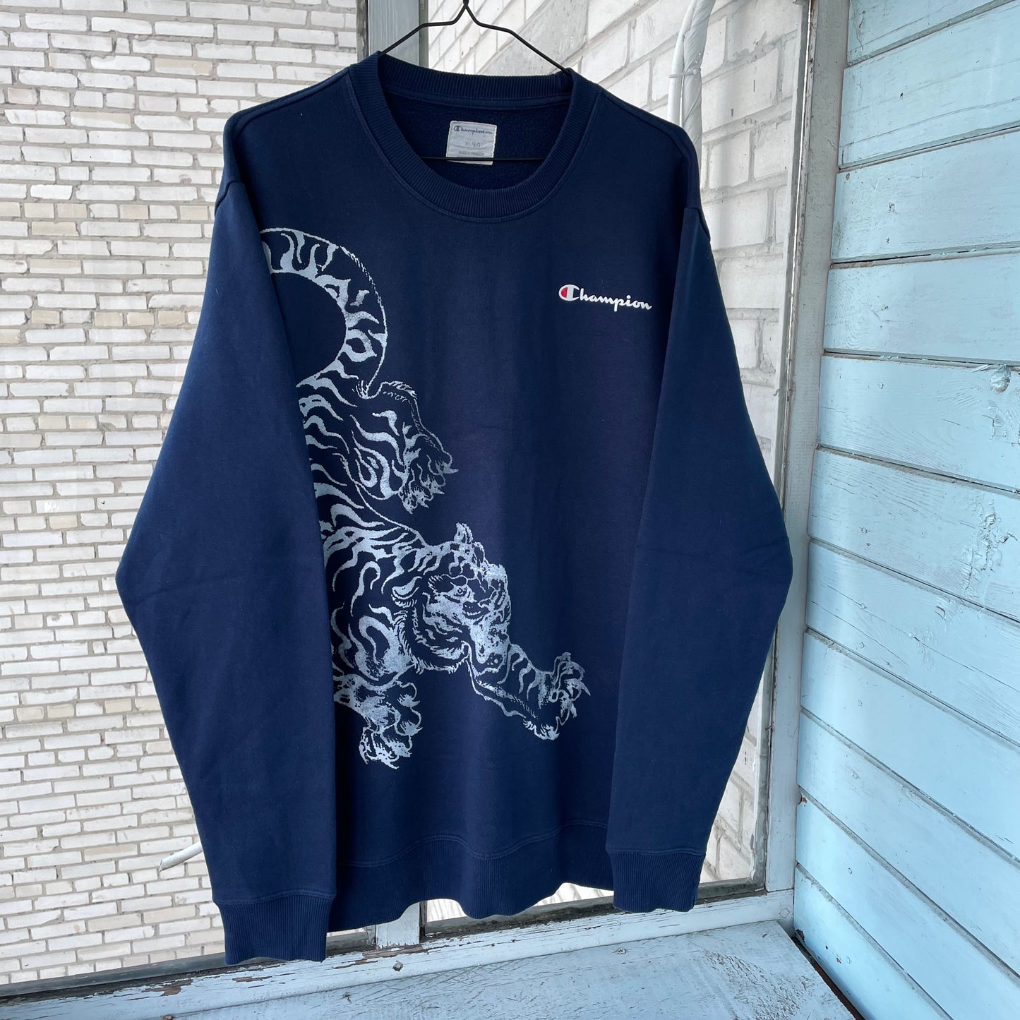 Custom Champion Tiger Sweatshirt – Navy Blue with White Tiger Art | Vintage 1 of 1