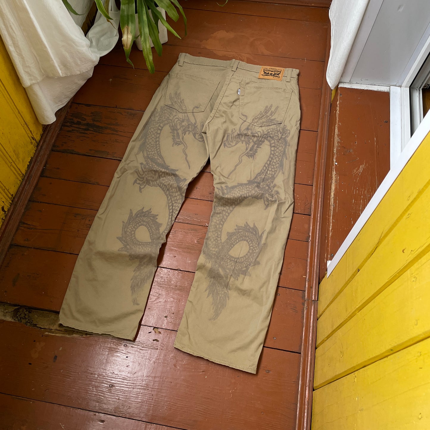 Custom Levi’s Dragon Print Jeans – Beige/Khaki with Bold Artwork | 1 of 1 Reworked Denim