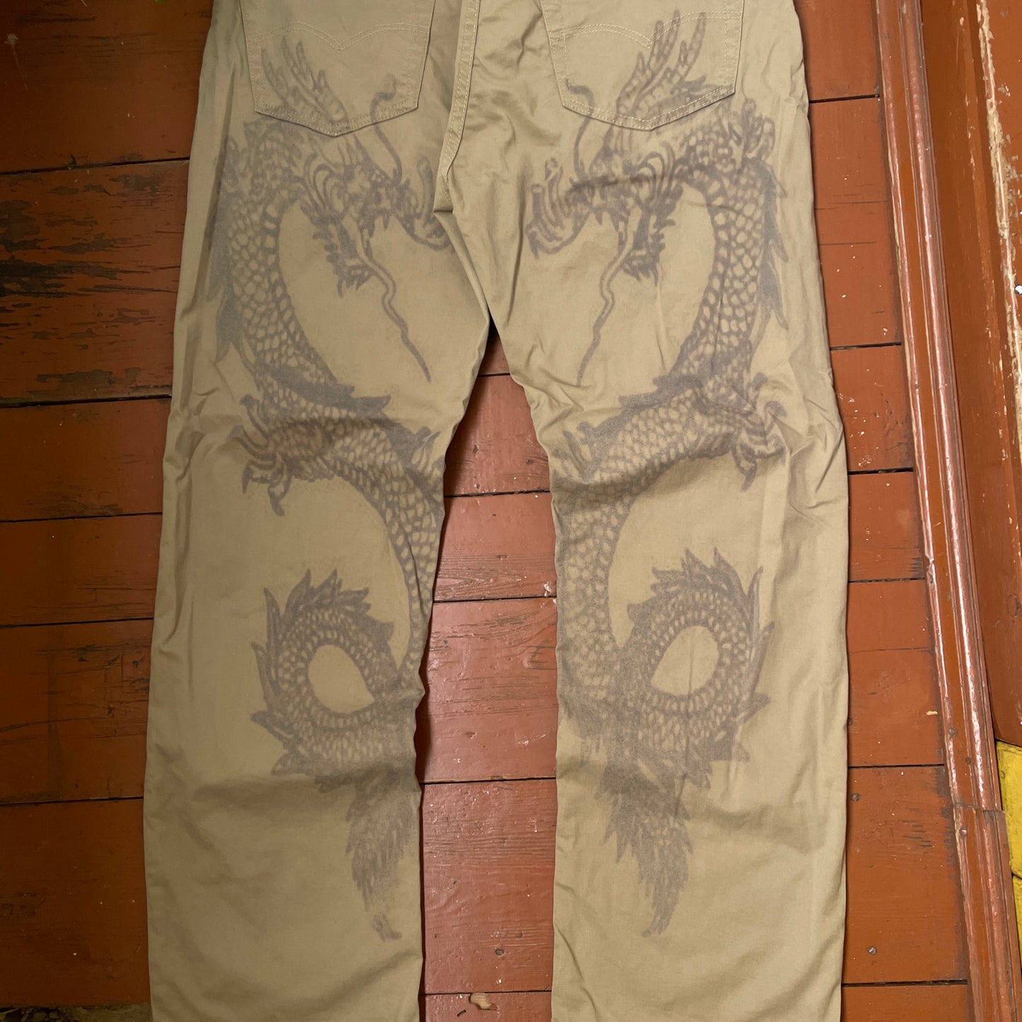 Custom Levi’s Dragon Print Jeans – Beige/Khaki with Bold Artwork | 1 of 1 Reworked Denim