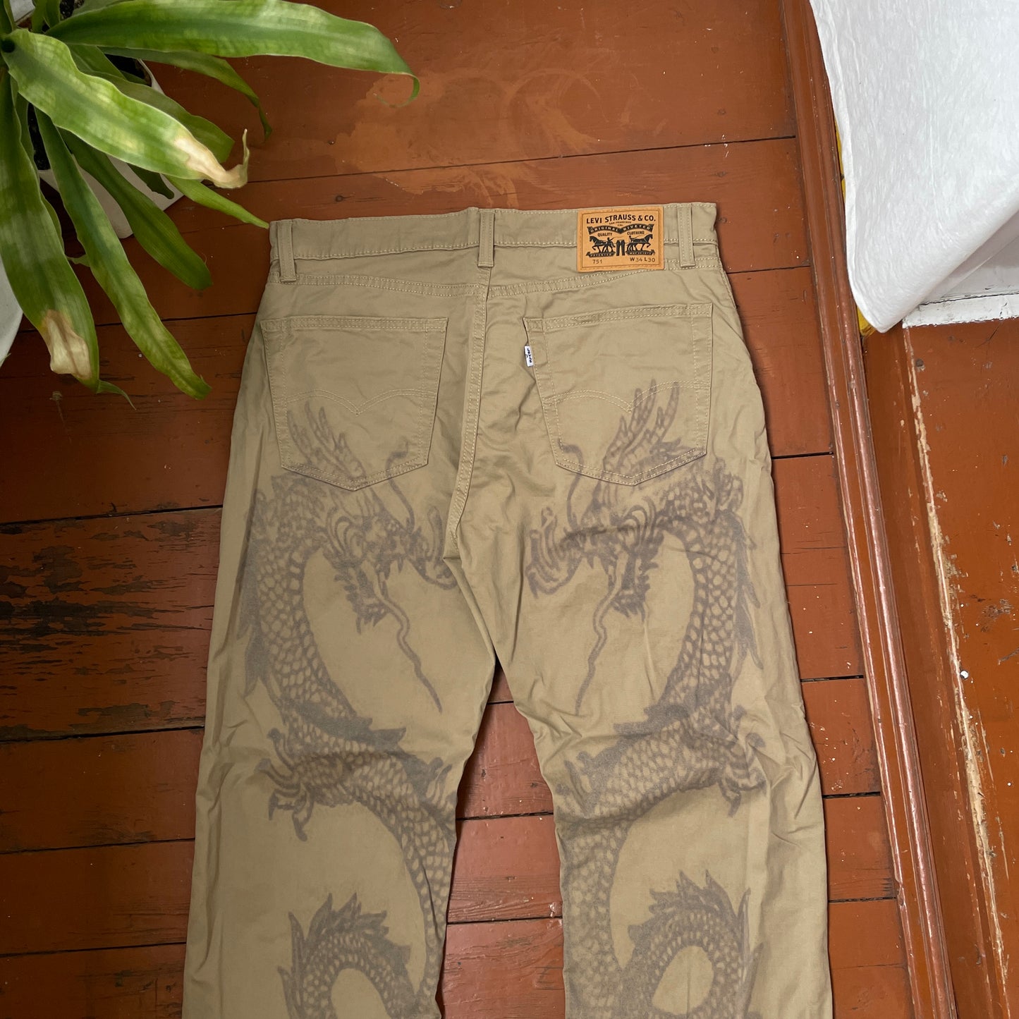 Custom Levi’s Dragon Print Jeans – Beige/Khaki with Bold Artwork | 1 of 1 Reworked Denim