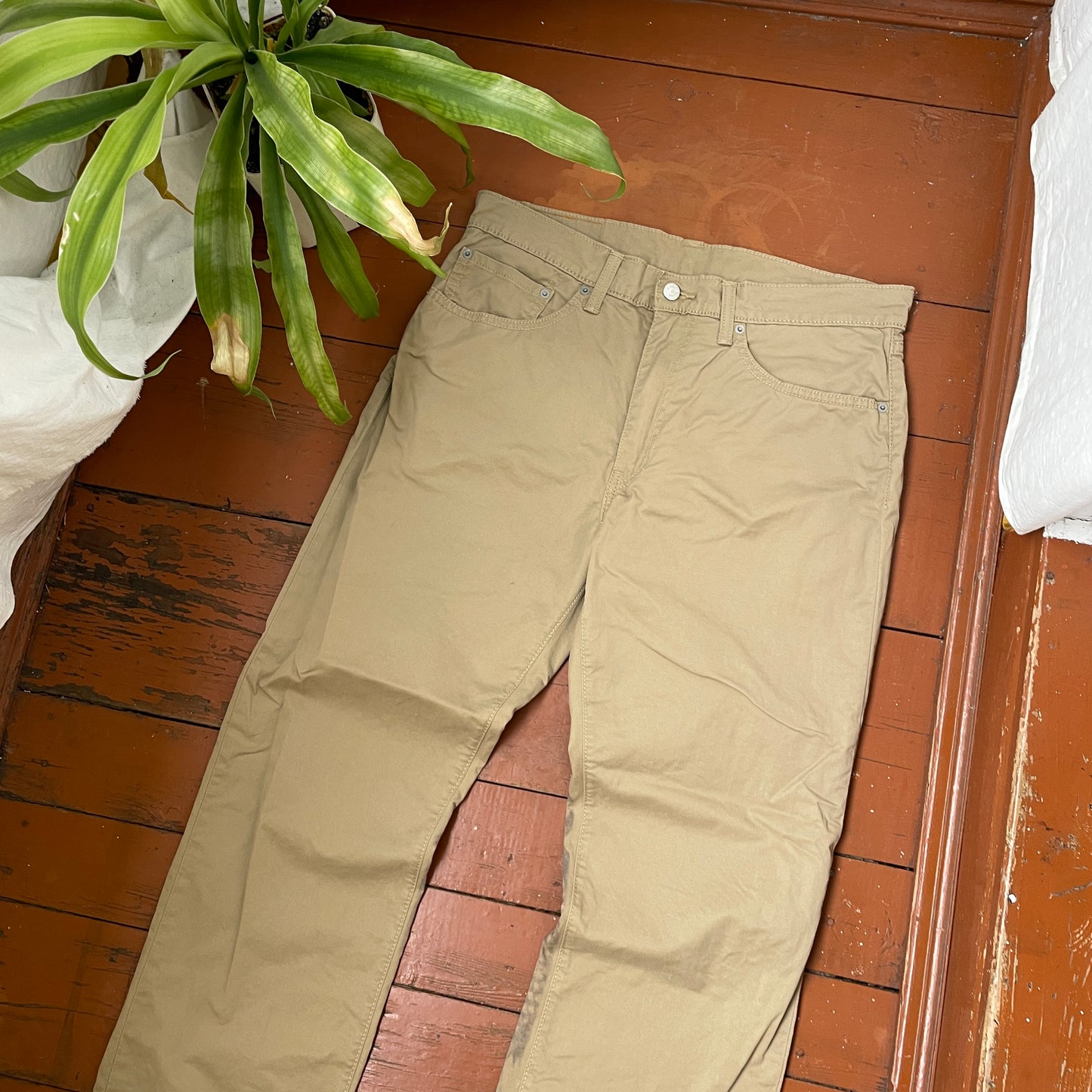 Custom Levi’s Dragon Print Jeans – Beige/Khaki with Bold Artwork | 1 of 1 Reworked Denim