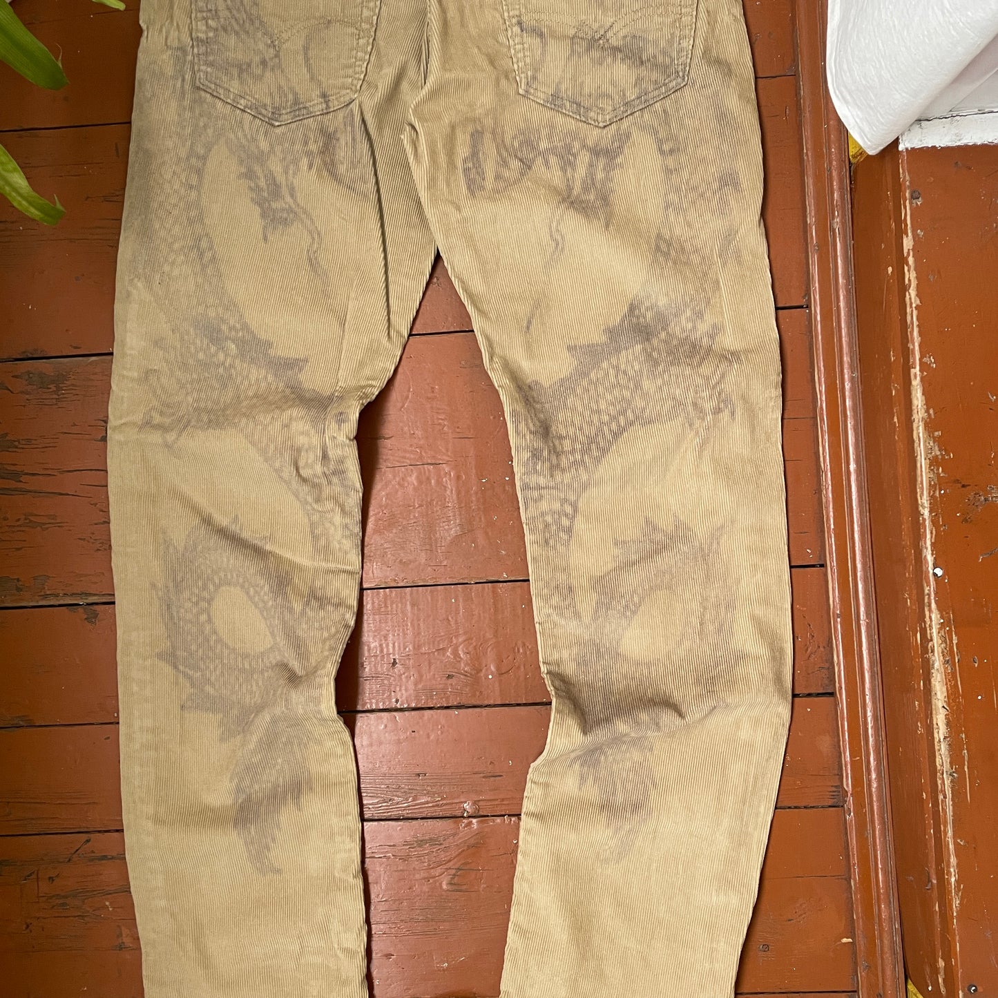 Custom Levi’s Dragon Corduroy Pants – Beige Washed Cord with Back Dragon Art | 1 of 1