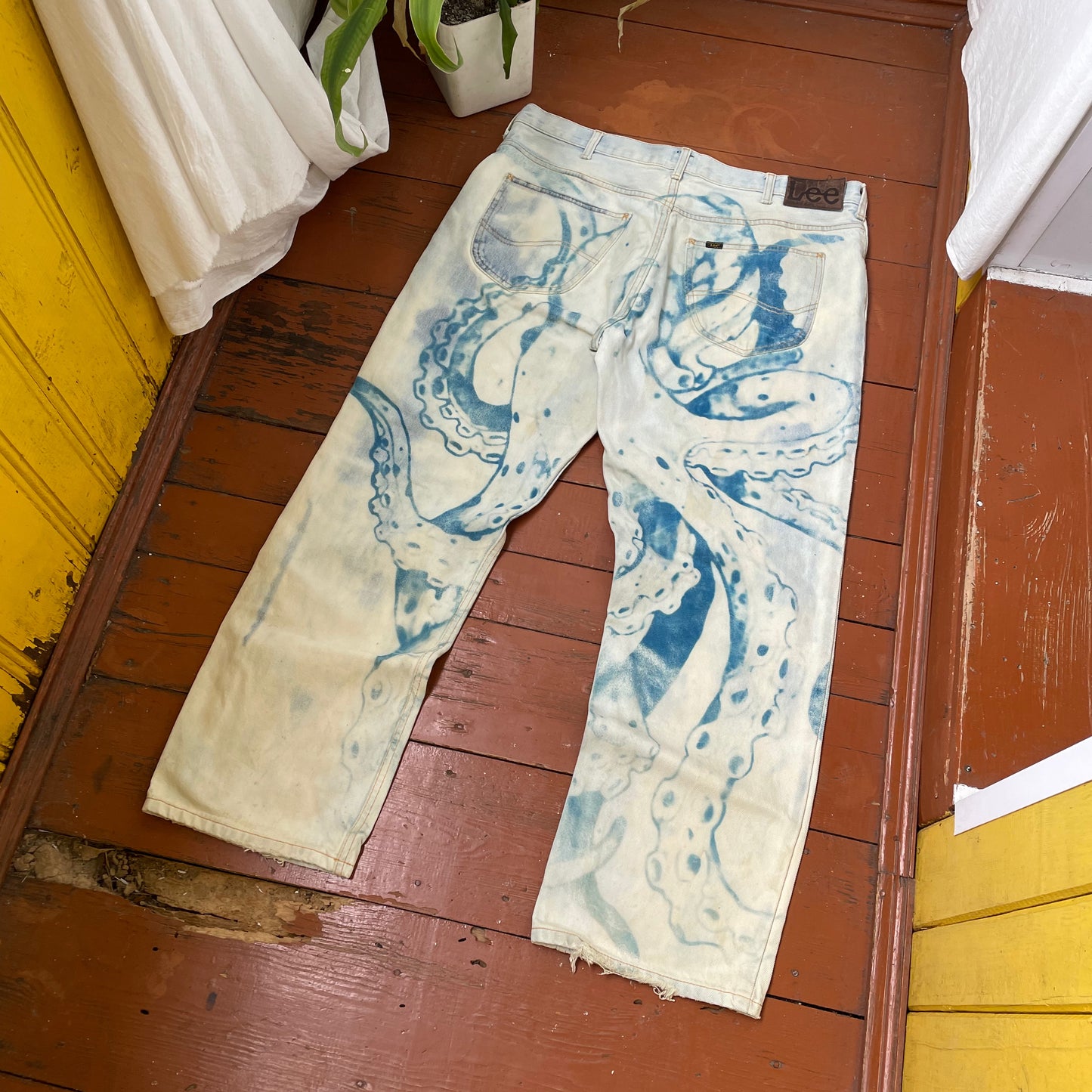Custom Lee Octopus Jeans – Hand-Faded Blue Tentacle Art | Vintage Denim 1 of 1