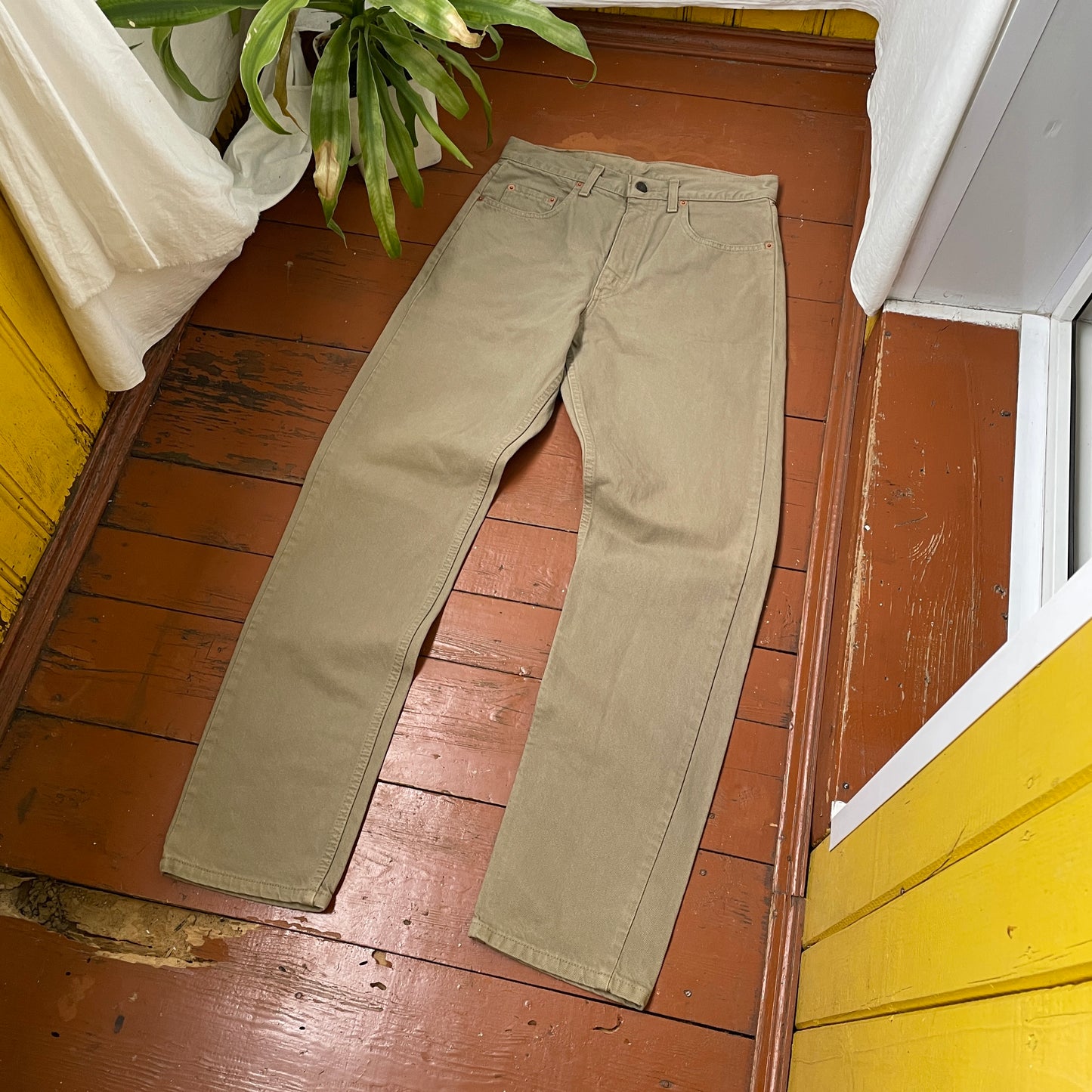 Custom Levi’s Skull & Wing Pants – Handprinted Bleach Art on Khaki | Vintage Grunge 1 of 1