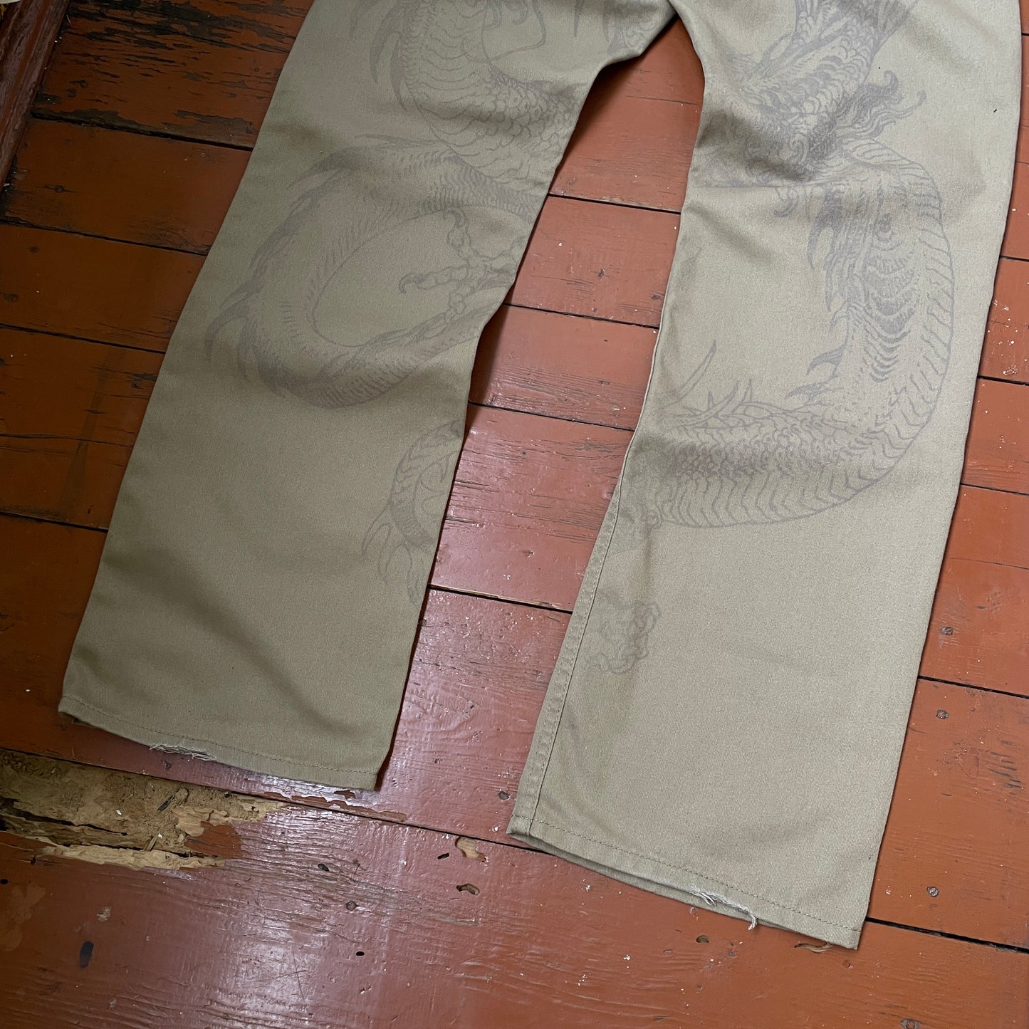 Custom Carhartt Dragon Pants – Faded Khaki Dragon Art | Vintage Workwear 1 of 1