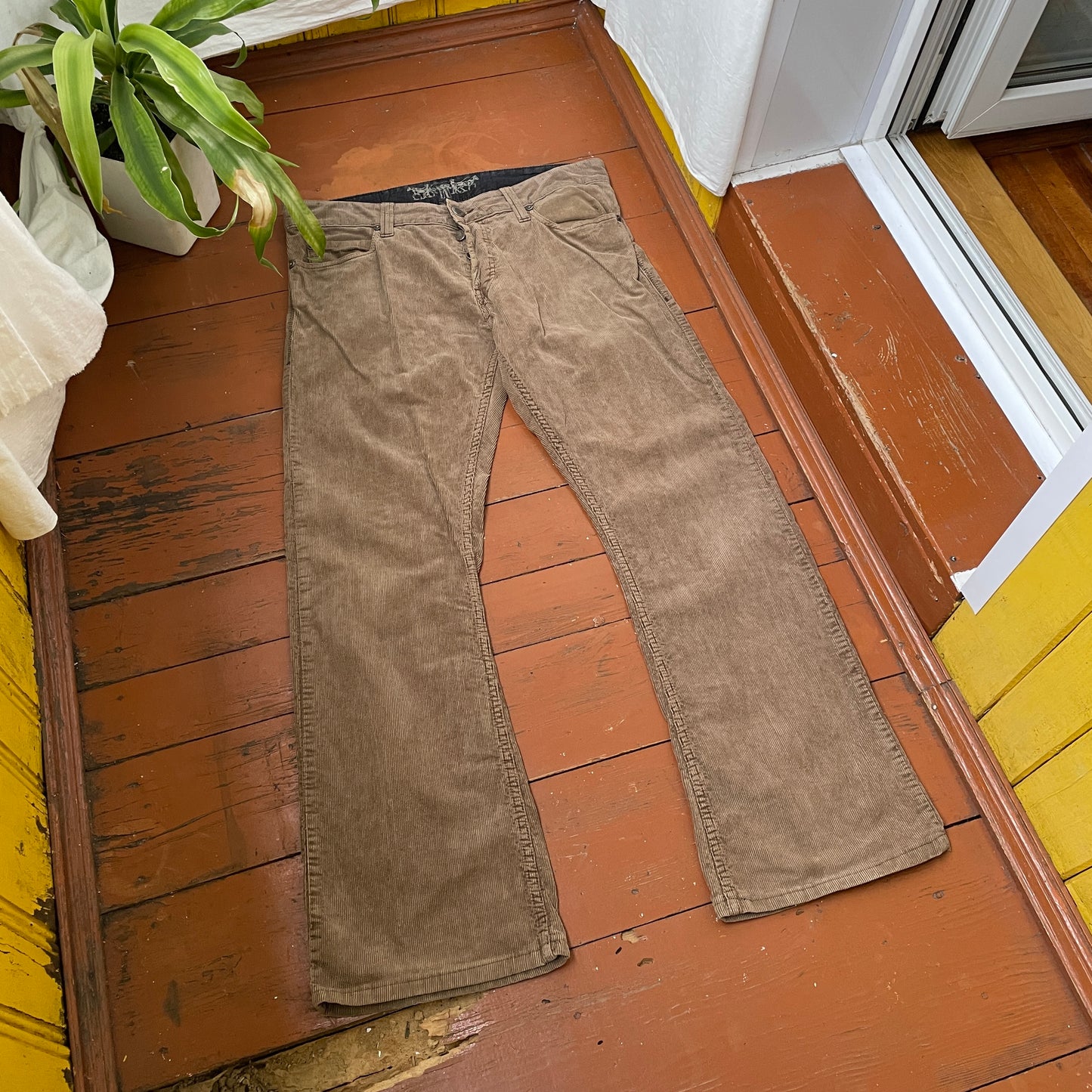 Custom Levi’s Flared Jeans – Brown Spider Art | Vintage 1 of 1 Reworked