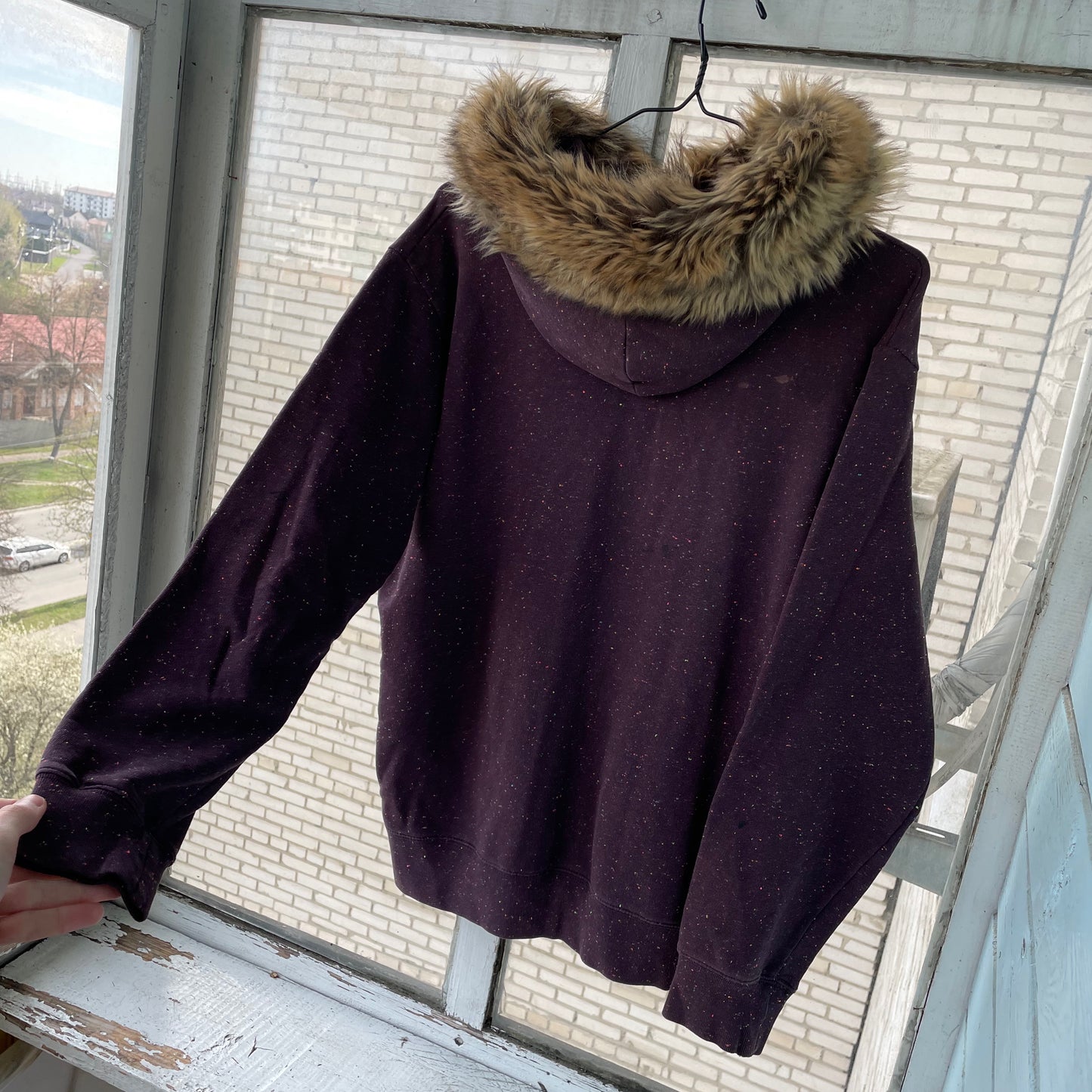 Custom Carhartt Fur Hoodie – Burgundy Speckled with Faux Fur Hood | Vintage Workwear Grunge