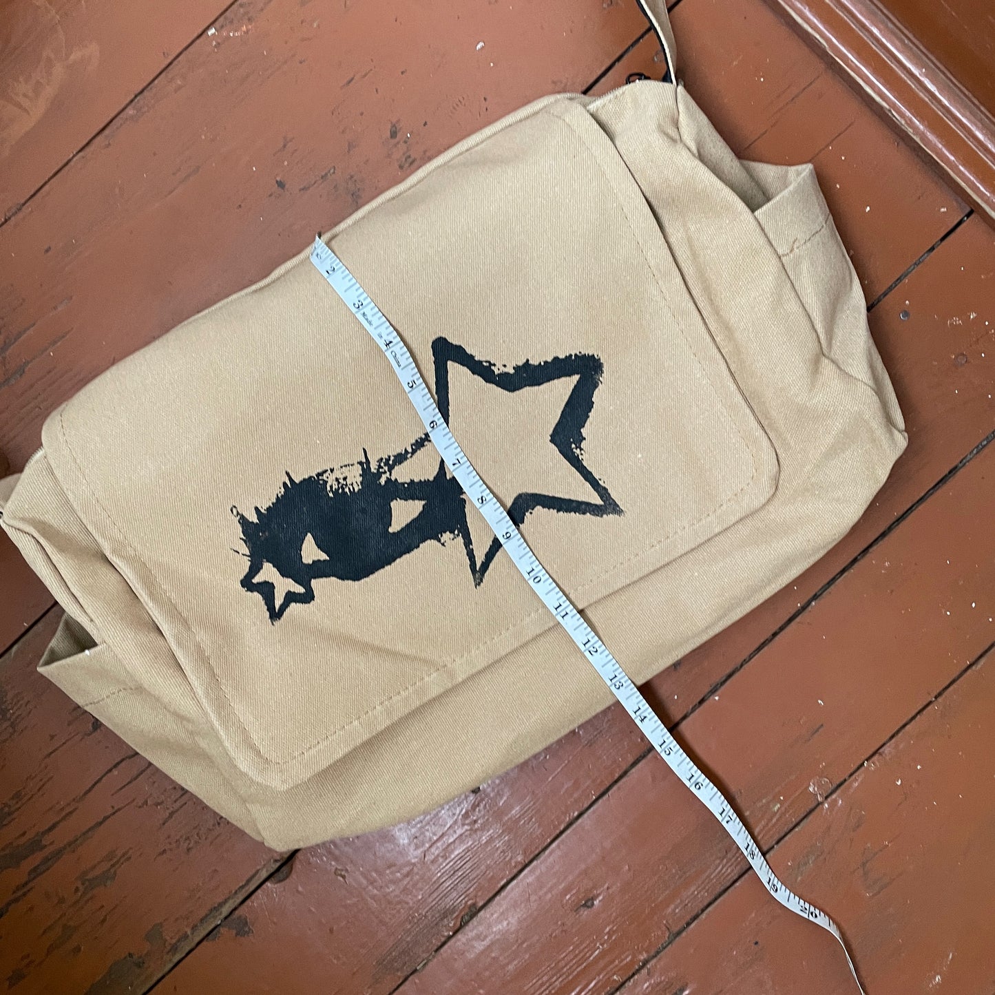 Custom Canvas Shoulder Bag – Beige Messenger with Black Stars | Reworked Streetwear 1 of 1