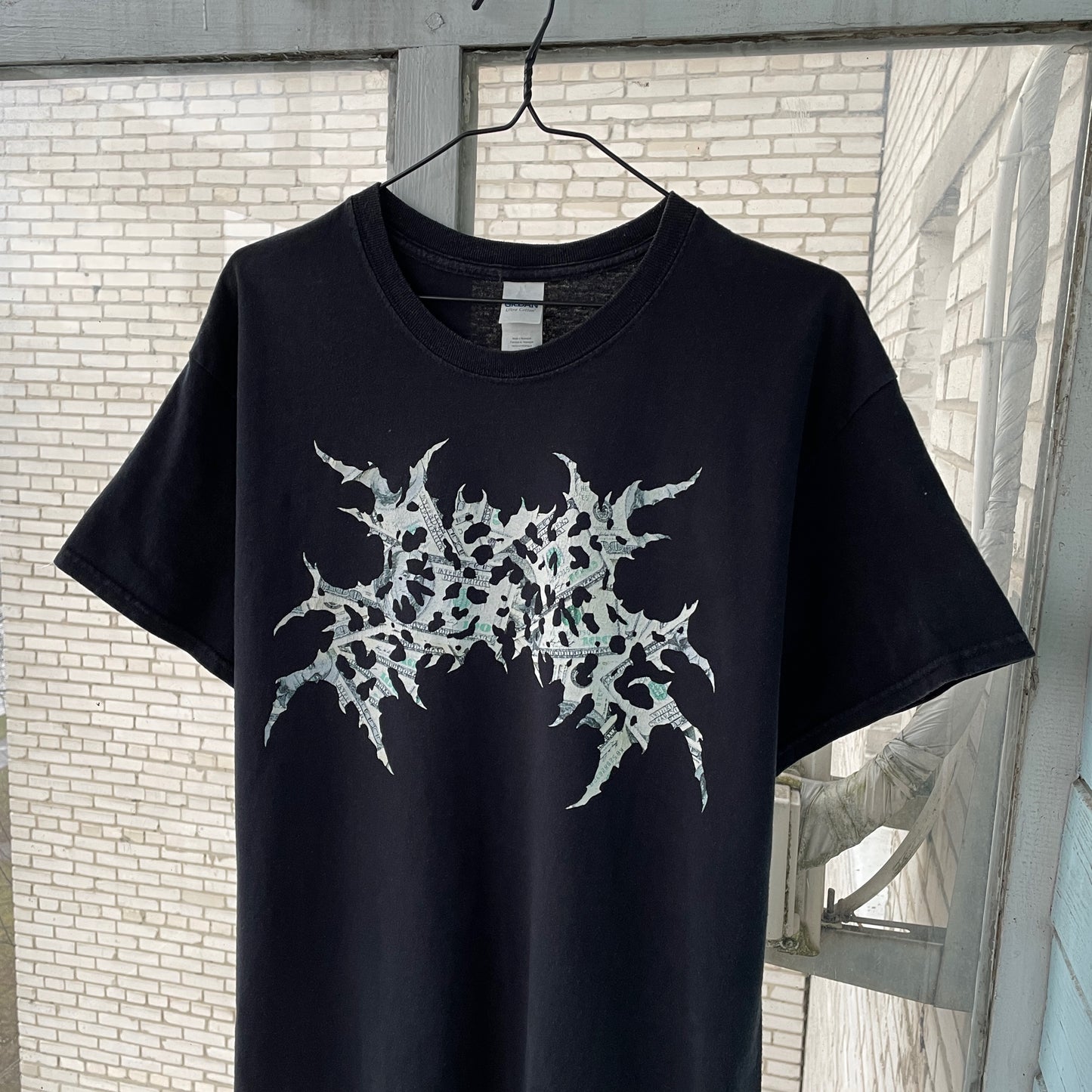 Black T-shirt White Grunge Graphic | Unbranded Y2K Alt Streetwear