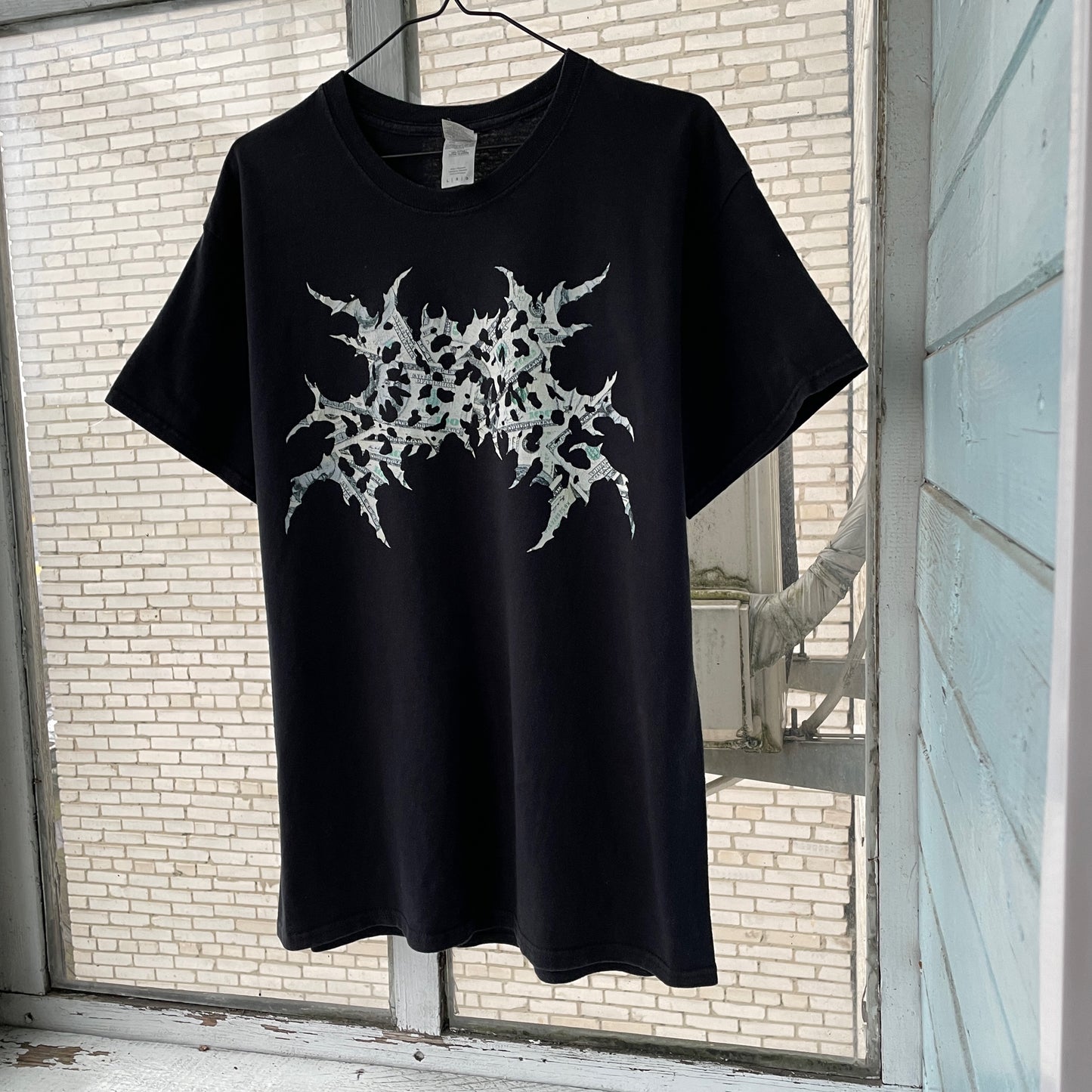 Black T-shirt White Grunge Graphic | Unbranded Y2K Alt Streetwear