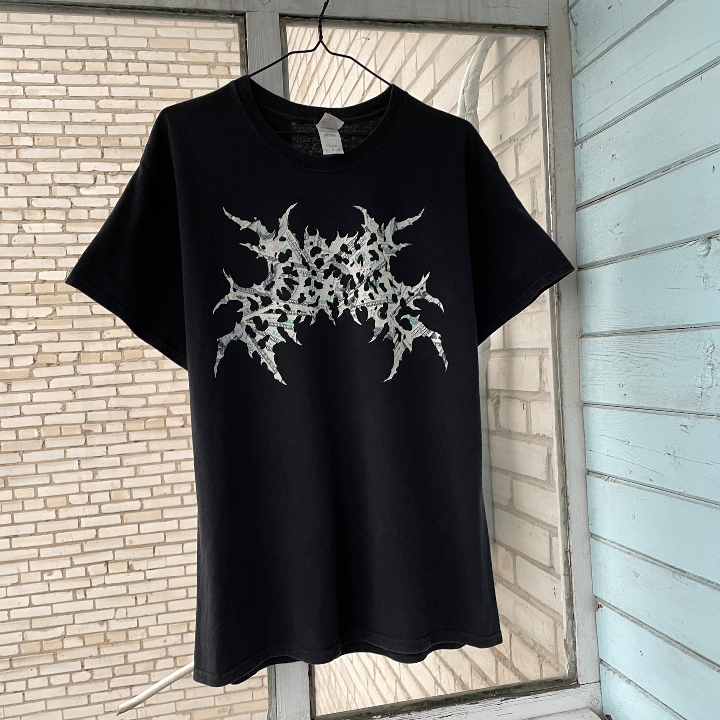 Black T-shirt White Grunge Graphic | Unbranded Y2K Alt Streetwear
