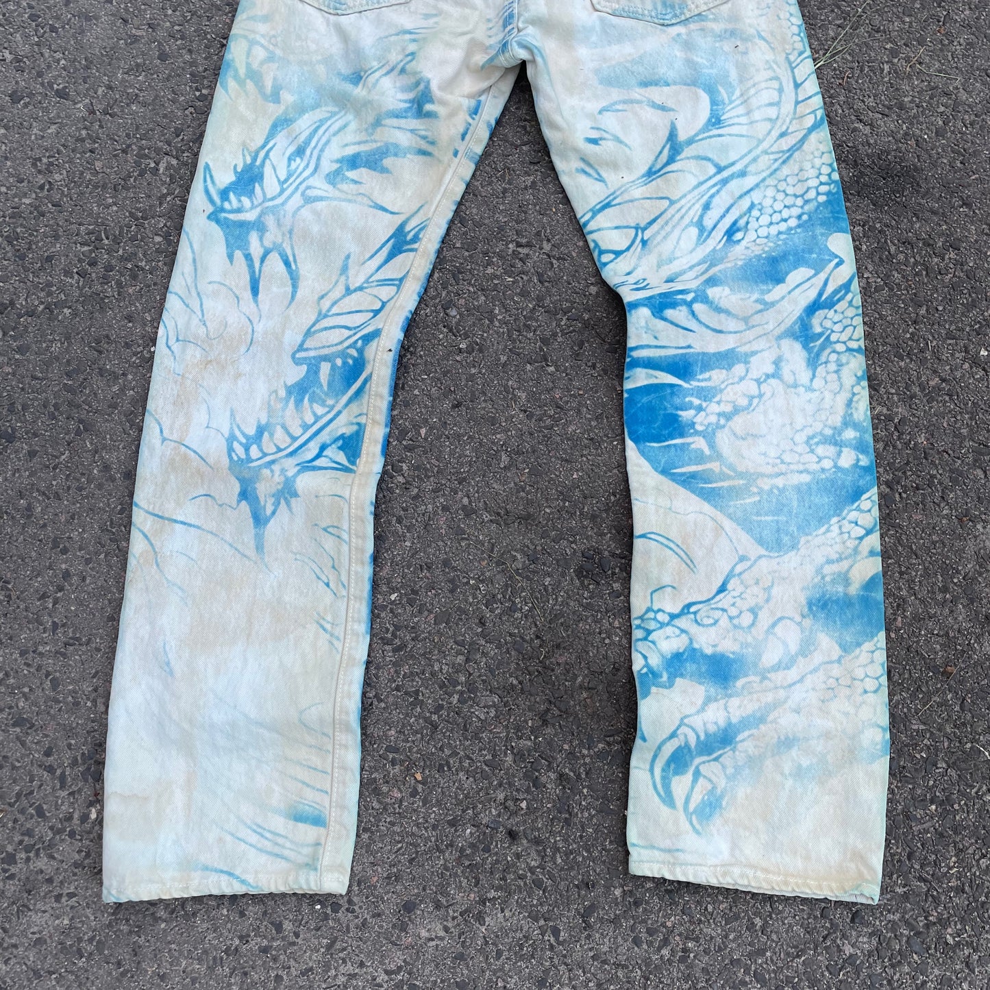 Custom Levi’s Dragon Jeans – Washed Blue Dragon Art | Vintage 1 of 1