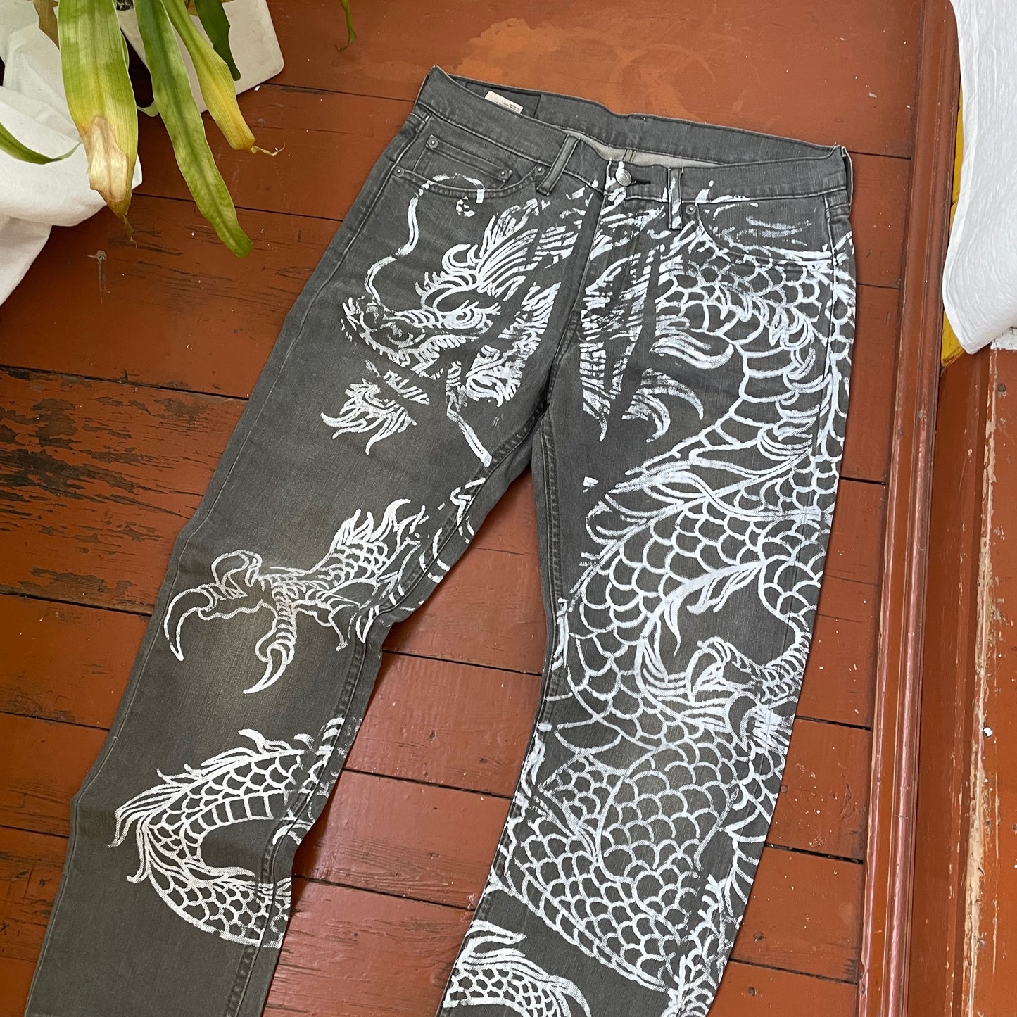 Custom Levi’s Dragon Pants – Handprinted White Dragon on Washed Grey Jeans | Vintage 1 of 1