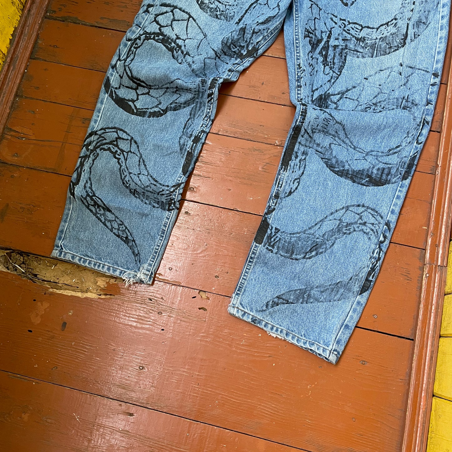 Custom Carhartt Snake Jeans – Vintage 90s Blue Denim with Full Serpent Print | 1 of 1 Streetwear Piece