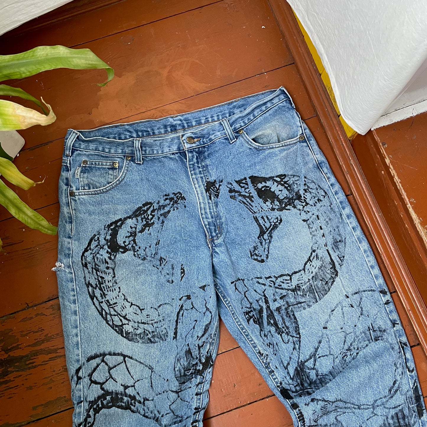 Custom Carhartt Snake Jeans – Vintage 90s Blue Denim with Full Serpent Print | 1 of 1 Streetwear Piece